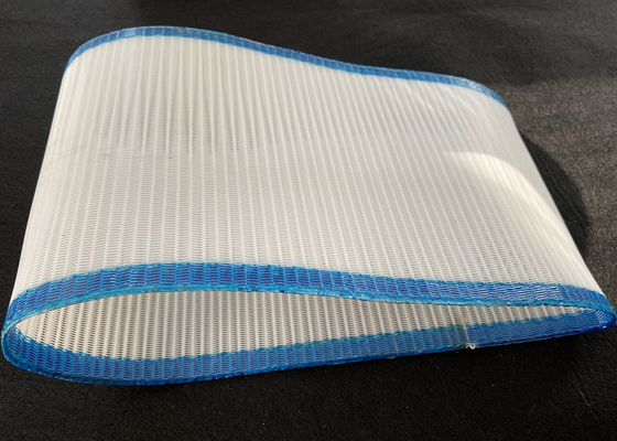 Polyester Spiral Pressure Filter Mesh Belt Easy Installation No Interface Marks For Papermaking Weight Of 1.7kg/m2