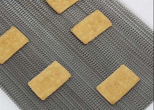 オーブンの反酸を焼くビスケットの軽食のための低炭素鋼鉄混合物の釣り合ったベルト