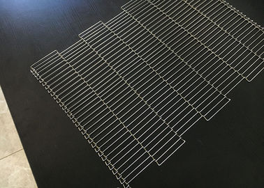 304SS金属の平らな屈曲のコンベヤー ベルトの高い積載量の酸抵抗